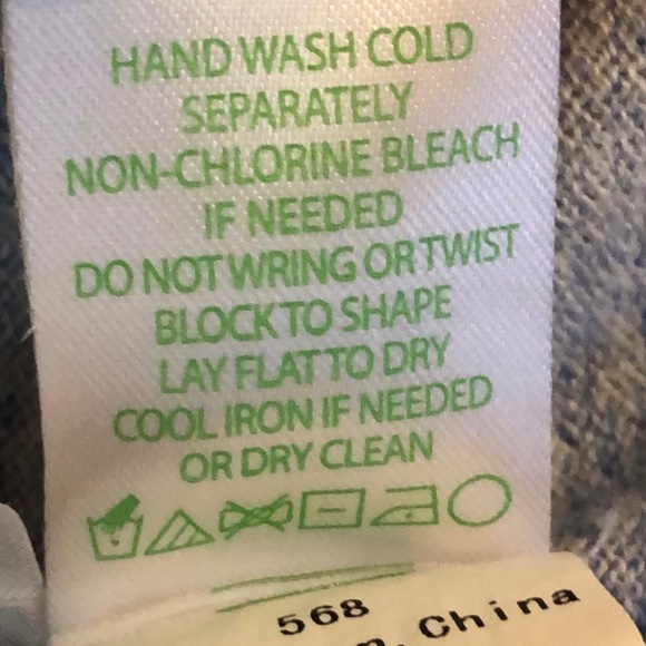 Lilly Pulitzer • Lyon Lapis Cold-Shoulder Sweater - XL - Picture 12 of 12